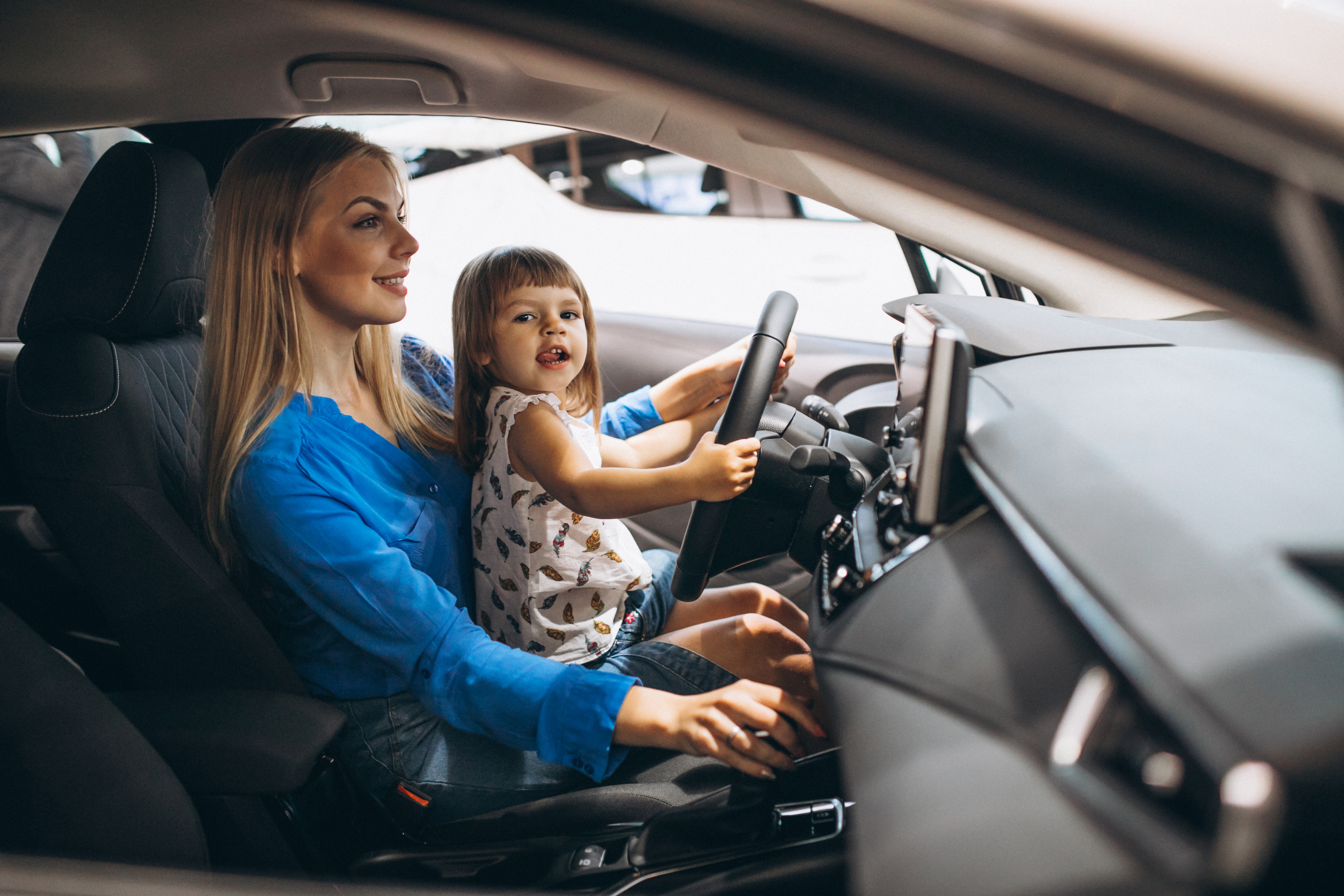 Li-ion-battery-powered-electric-car-recycling-electric-vehicle-batteries Li-ion-battery-powered-electric-car-recycling-electric-vehicle-batteries