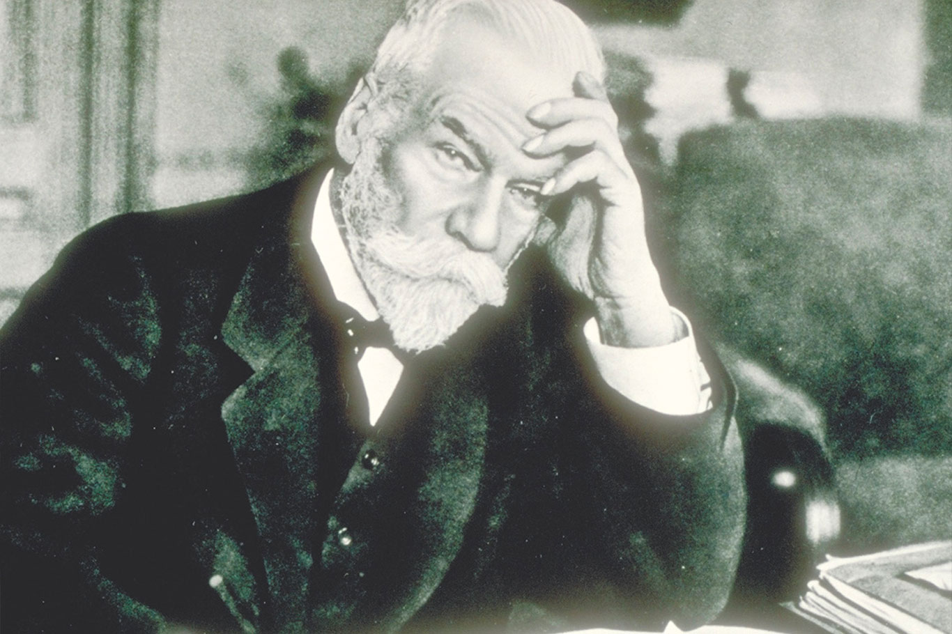 Ernest-Solvay-portrait-in-his-Brussels-office-Solvay-All-rights-reserved Ernest-Solvay-portrait-in-his-Brussels-office-Solvay-All-rights-reserved