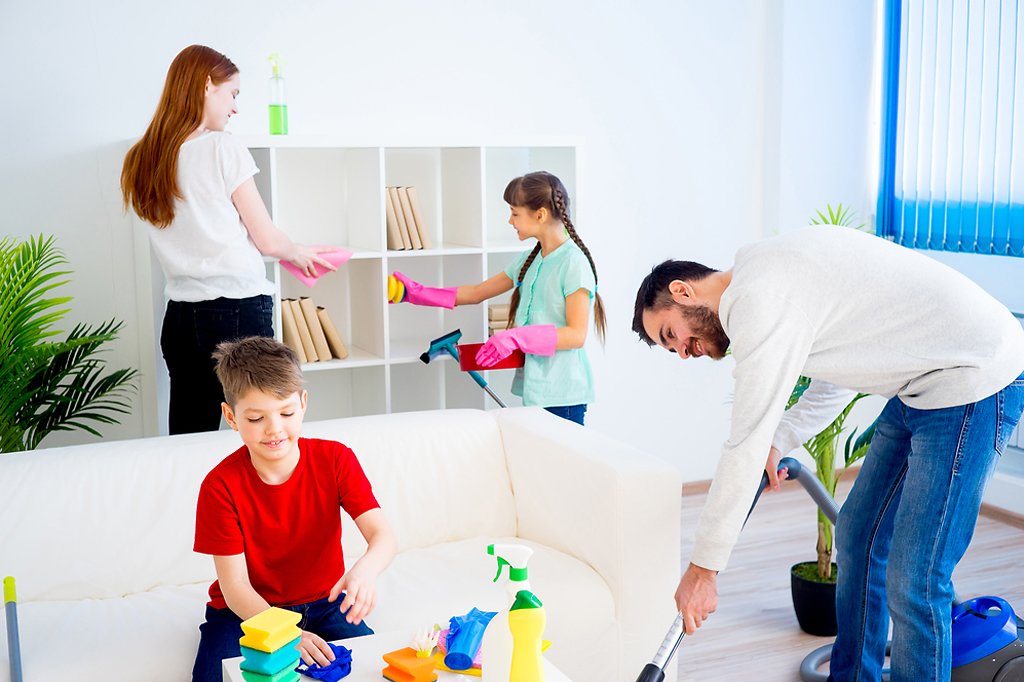 Family cleaning house