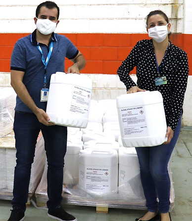 Entrega da doação do álcool para Secretaria de Saúde de PaulíniaEntrega álcool Secretaria de Saúde de Paulínia